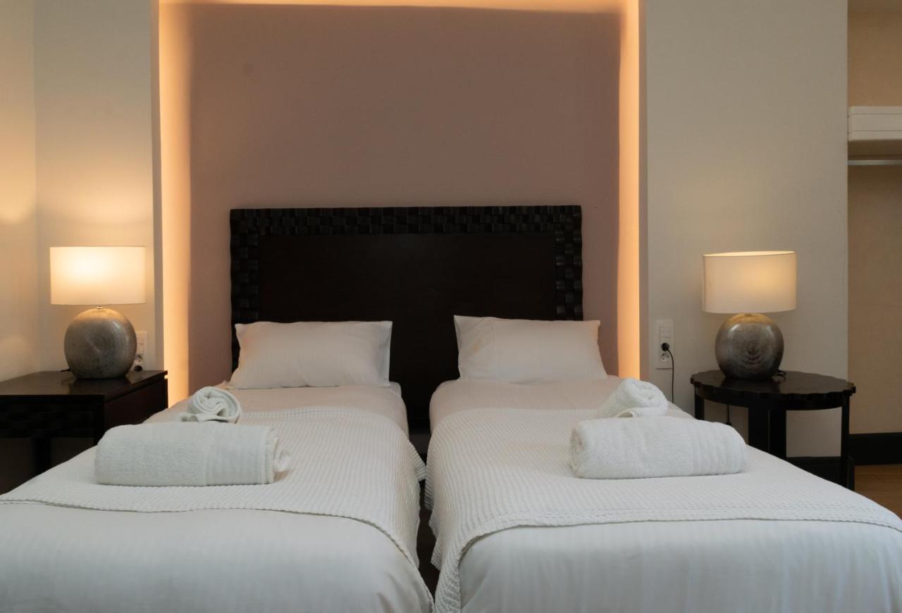 Vranas Ambiance Hotel ハニア エクステリア 写真