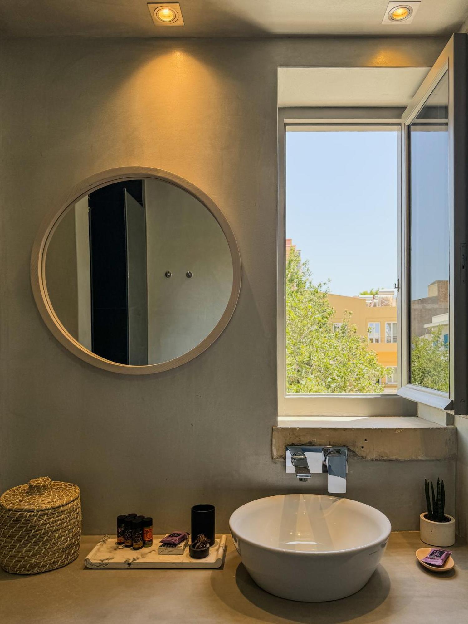 Vranas Ambiance Hotel ハニア エクステリア 写真